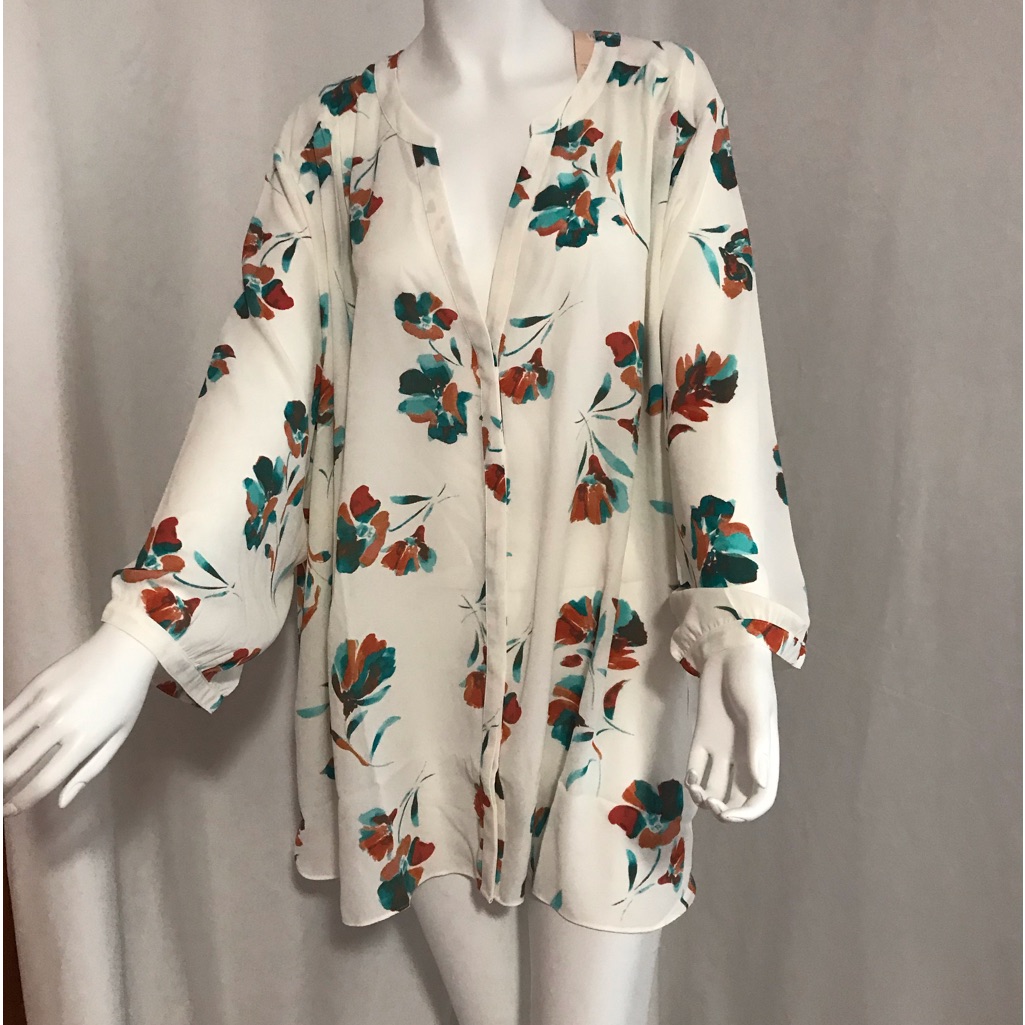 Not Your Daughter Jeans Brand New Button Down Shirt